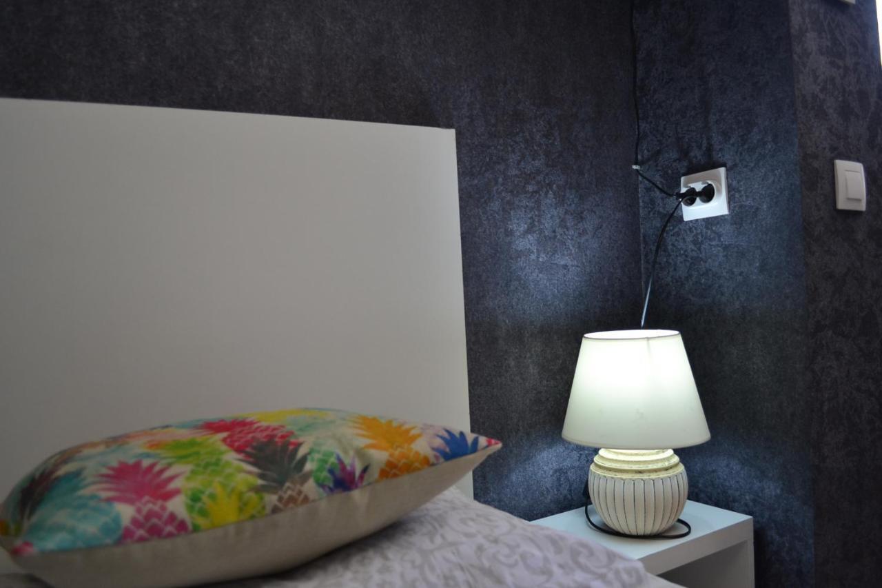 טביליסי Family Apartment In Avlabari מראה חיצוני תמונה